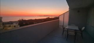 Penthouse d'exception avec Rooftop vue mer et colline 3 chambres sur 2 étages 100m de la plage - 6