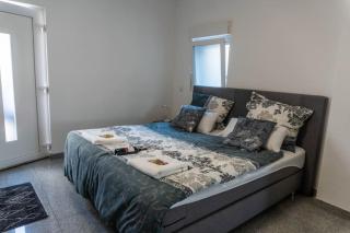 Your Luxurious Home in Cologne - 1