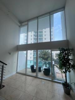 2 Story Loft Downtown Miami - Miami - 3