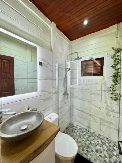 Le Gaspardo , 2 chambres climatisées , à 2 mins à pied de la plage , wifi , jardin clos, parking ,sans vis-à-vis - Le Carbet - 2