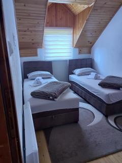 Vikendica in village Umoljani! A place to enjoy nature - Trnovo - 8