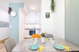 Balcony - Sunny - NEW - 6