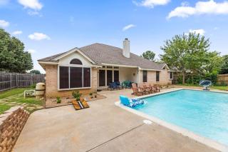 My Extraordinary Villa & Pool - North Richland Hills - 3