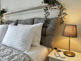 Sun Sight - Deluxe Infinity View Suites - 1