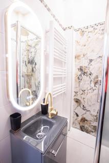 Appartement Royal carré d'or de Paris 17 eme - 5