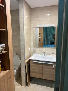 Joli Appartement Bord de Mer à Plage des Nation - 8