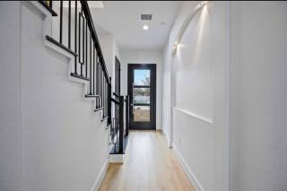 4bd 3ba Townhouse, 10min to DTWN, NRG, MUSEUM, MMPark, 15min to MedCenter - Houston - 1