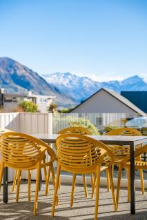 Spacious Alpine View Resort - Wanaka - 2