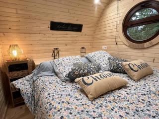 Séjour Authentique dans un Tonneau Viticole avec Piscine Chauffée et Mini-Ferme - FR-1-496-325 - - 3