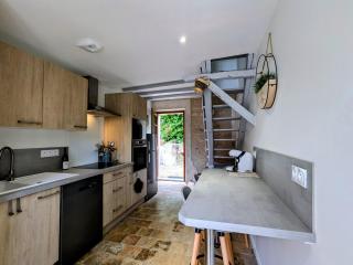 Maison confortable avec jardin clos, wifi et parking, idéale pour se ressourcer en pleine nature - FR-1-591-612 - 8