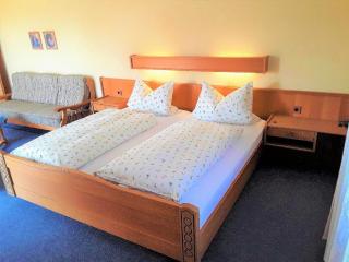 Gemütliche Ferienwohnung Mit Großem Garten - 9