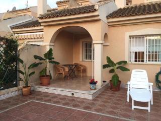 Schönes Ferienhaus Mit Pool Und Terrasse - 8