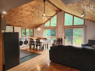 Rustic Catskills Cabin with Hot Tub and Mountain Views - Prattsville - 6