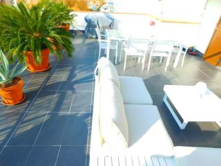 Apartment in Strandnähe mit großer Terrasse, Parkplatz und Meerblick in Salatar, Roses - Roses - 7