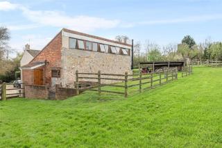 Honeypin an Autism friendly stay - Taunton - 2