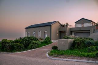 Solar-Powered Oceanview Retreat- 131 Cormorant - 1