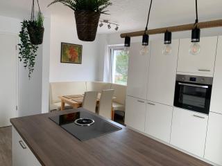 Sonnige und ruhige Wohnung nahe Weinstraße - - 9