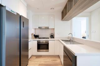 FULL BURJ KHALIFA AND FOUNTAIN VIEW IN MODERN FURNITURE - Emaar - Dubai - 1