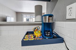 Spacious 2BR near Buffalo Bayou Park - Houston - 3