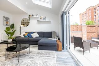 The Stanbury Residence by COQOON - 9