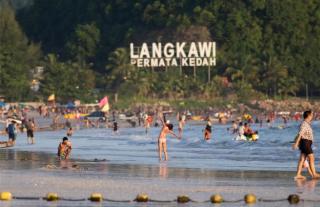 Lagenda Resthouse Cenang Beach - 1