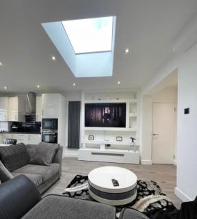 UPPAMOST London luxury home 2 - Dagenham - 4