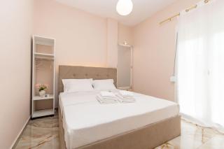 Sea Side Apartment Renovated 2BR 30m from Beach No Car Needed - 8