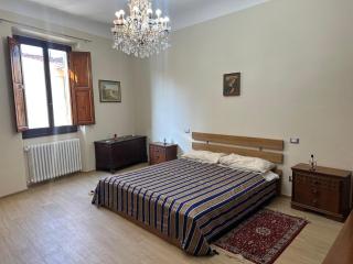 LUCIA's Apartment - Firenze - 0