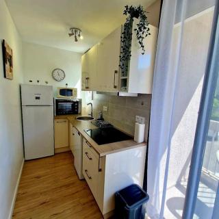 Charmant studio idéal cure ou vacances en Provence - Gréoux-les-Bains - 3