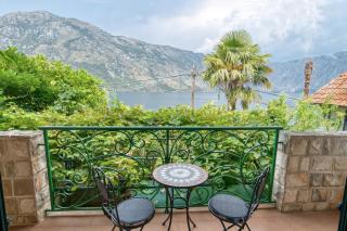 Waterfront house overlooking Kotor Bay by MN Property - Donji Stoliv (Stolivo Inferiore) - 7