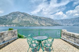 Waterfront house overlooking Kotor Bay by MN Property - Donji Stoliv (Stolivo Inferiore) - 8
