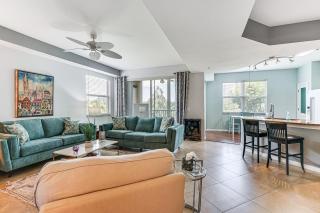 Fort Myers Condo in Gated Country Club with Pool! - Fort Myers - 6
