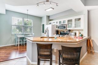 Fort Myers Condo in Gated Country Club with Pool! - Fort Myers - 1