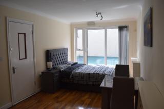13 Plato Road - London - 5