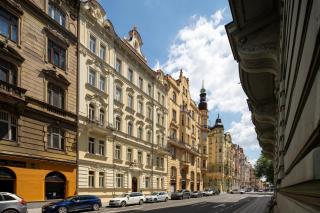 Amazing Apartment Zborovska - 9