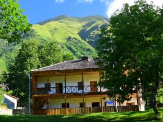 RUSO'S GuestHouse - 1