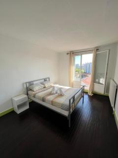 Bel appartement familial 6 personnes avec balcon - Noisy-le-Sec - 5