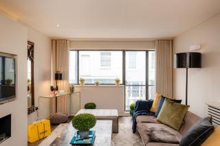 Luxury 3BR Home in Belgravia, Near Victoria - 2