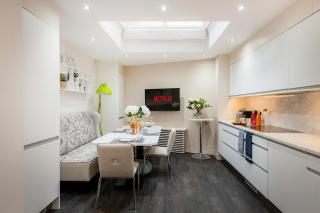 Luxury 3BR Home in Belgravia, Near Victoria - 0