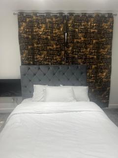 Spacious self-contained studio - Londra - 4