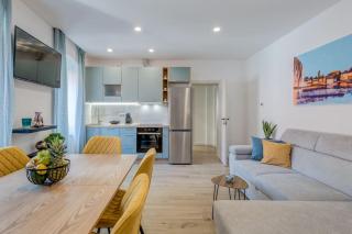 New luxury apartments in the center of Omiš - Omiš - 6