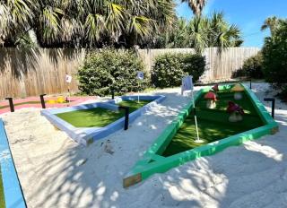 The Back Nine - Pensacola Beach - 9