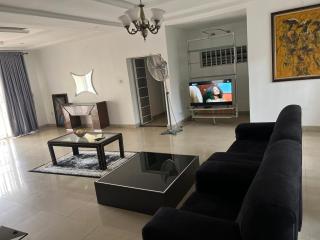 Apartment Three Oranges SH 75 E Nza Street Independence Layout Enugu - 7
