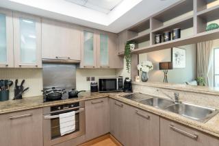 White Sage - Fountain View Stylish Apt With Spacious Terrace - Dubai - 5