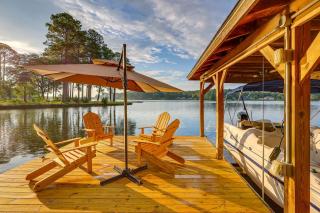 Beautiful Lake Sinclair Retreat with Dock and Deck! - Milledgeville - 9