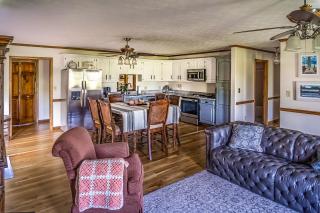 Carla's Cottage - Elizabethton - 5
