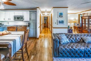 Carla's Cottage - Elizabethton - 2