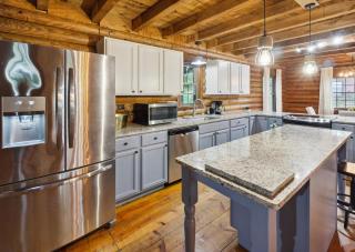 Lake home near Savannah Downtown - 1