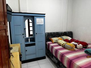 AKKA Sharia Guesthouse - 8