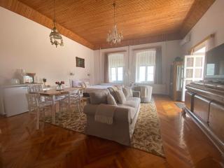 Georgina Panorámás Apartman - Bacchus Badacsony - 8
